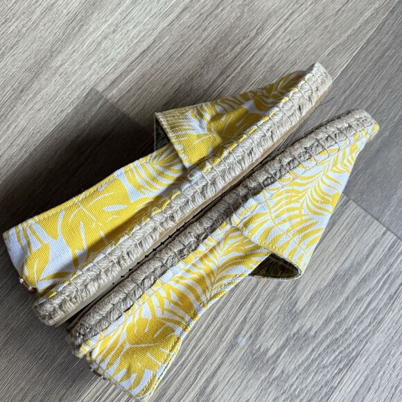 Ubuntu Life Shoes Women 8W Yellow Tropical Espadrille Flat Slip On Canvas - Picture 3 of 14